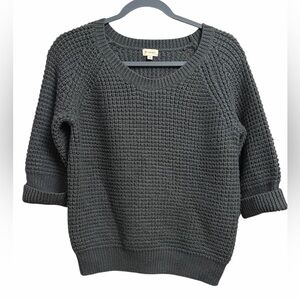 Daniel Cremieux
Charcoal Gray Chunky Knit 3/4 Sleeve Sweater